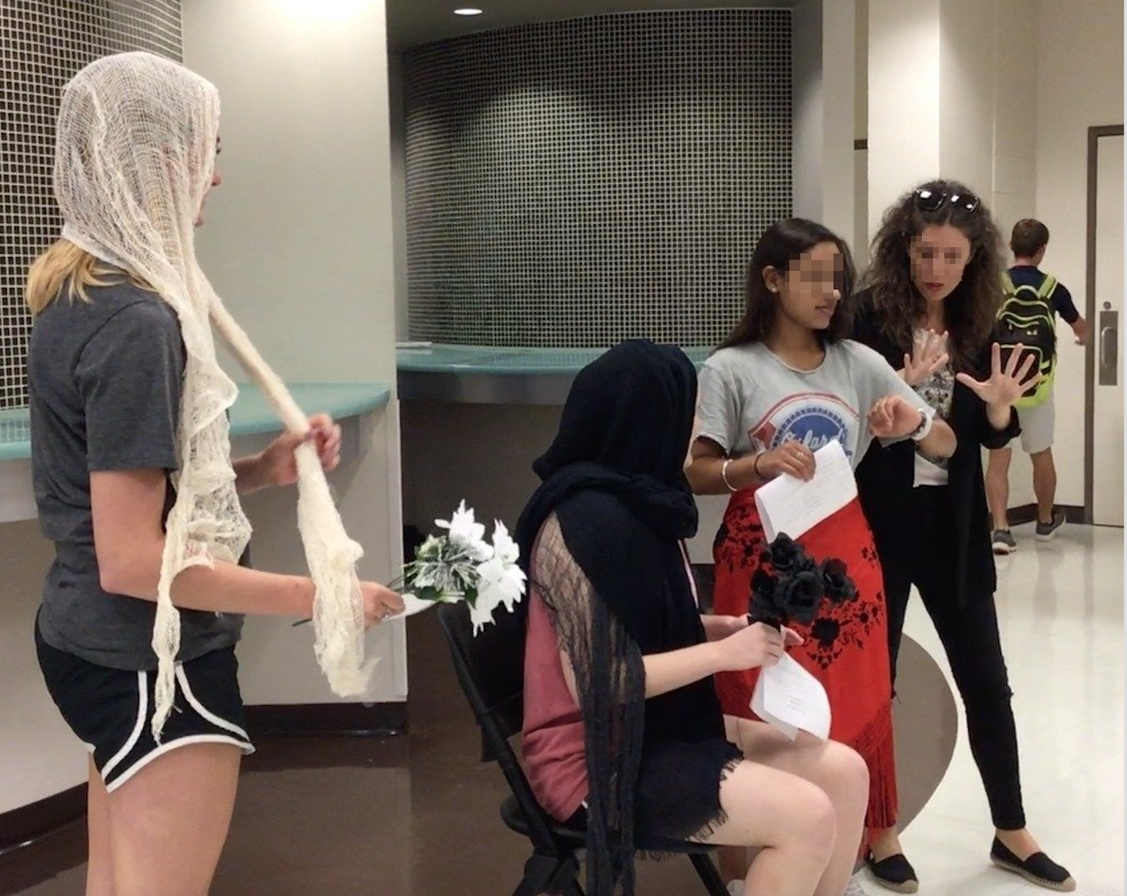 Pedagogía teatral en clases de ELE. Rol Play para clase de español. #profedeele #spanishteacher