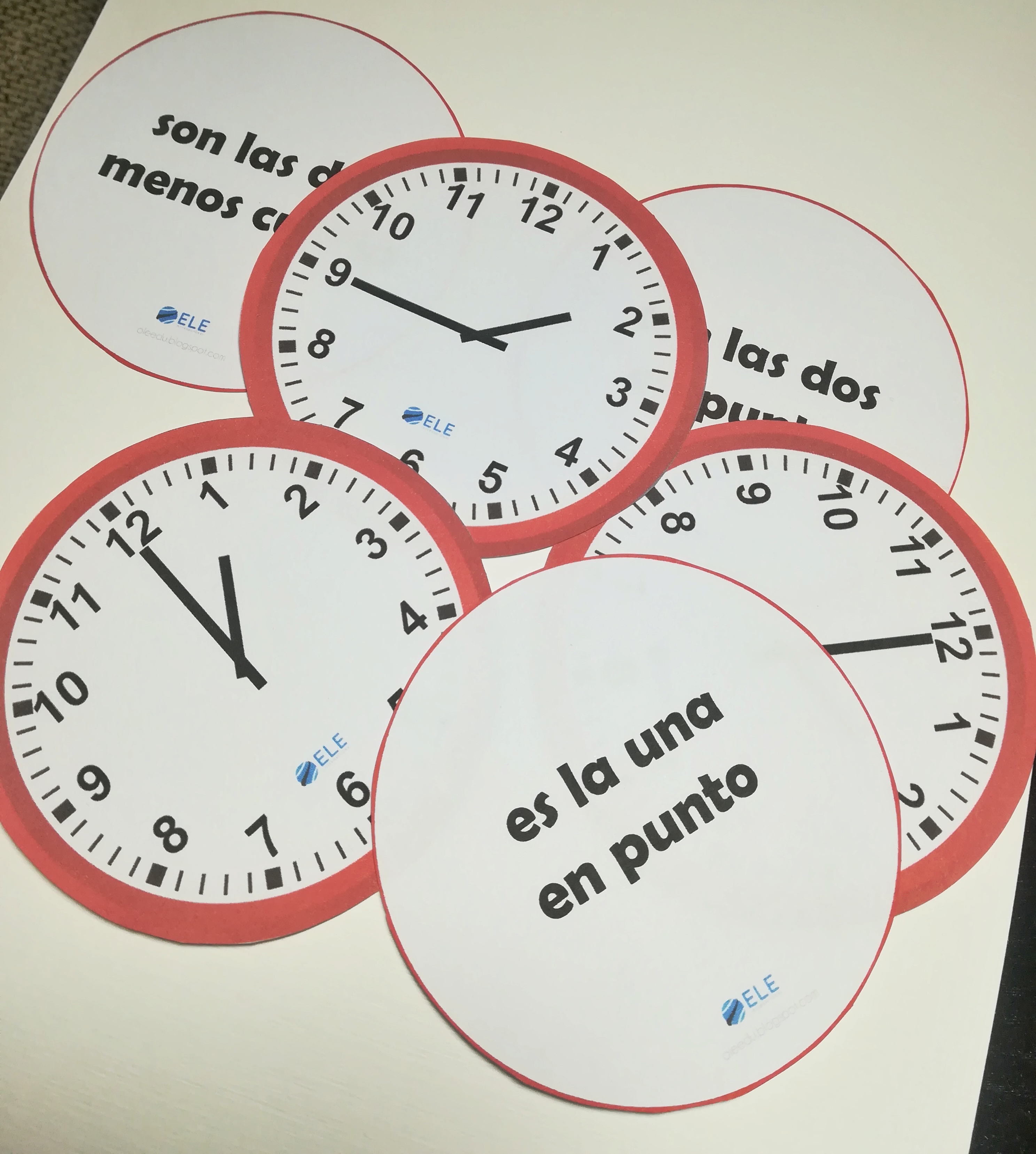 El memory de las horas es una actividad ideal para conocer más sobre el tiempo en clase de español. #spanishteacher #activity